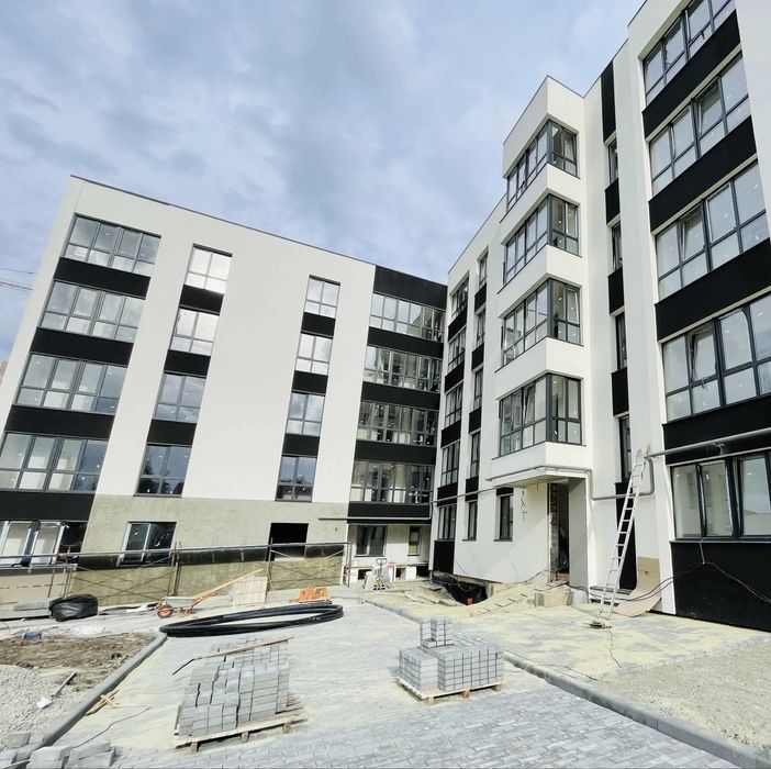 Продам 2-х кімнатну квартиру в селі Солонка