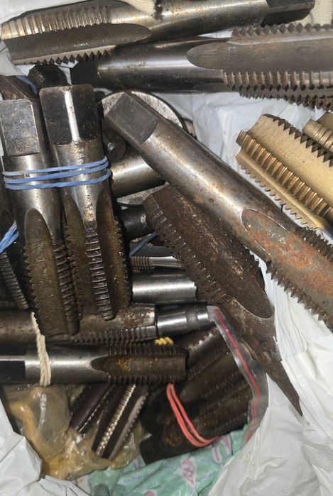 Сверла,лерки,метчики,. cccр.2-52.соберу набор.