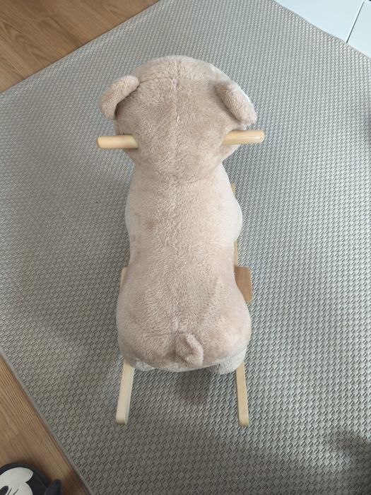 Urso baloiço criança