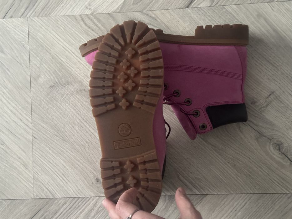 Susan G. Komen x Timberland