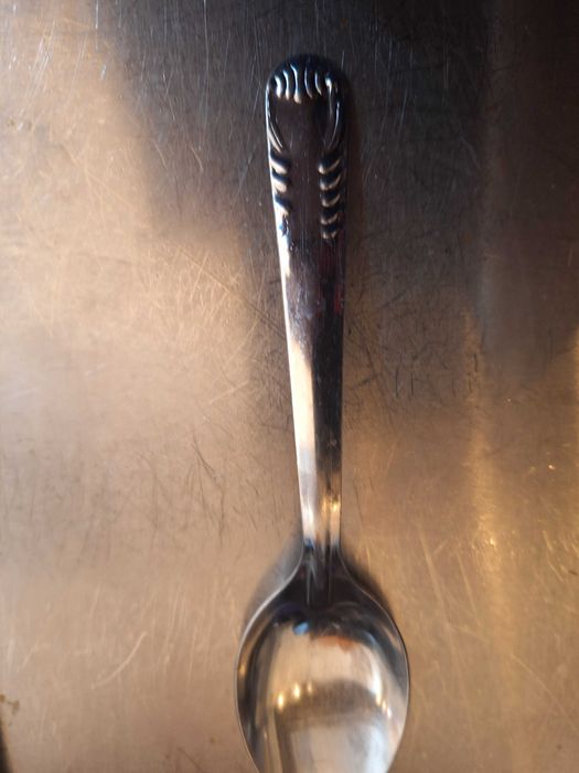 Tslheres variados como novos