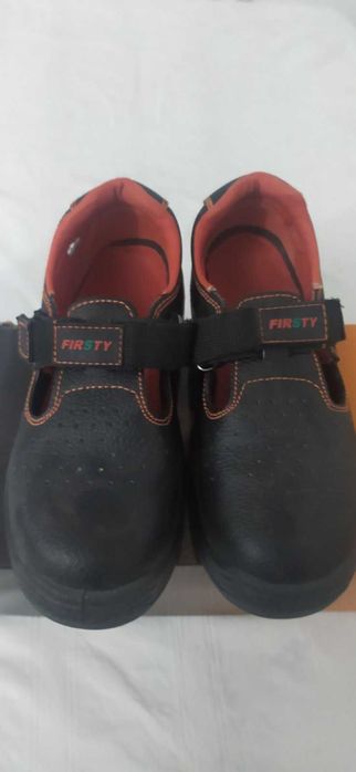 Buty żelazny koniec,  ochrona  palców