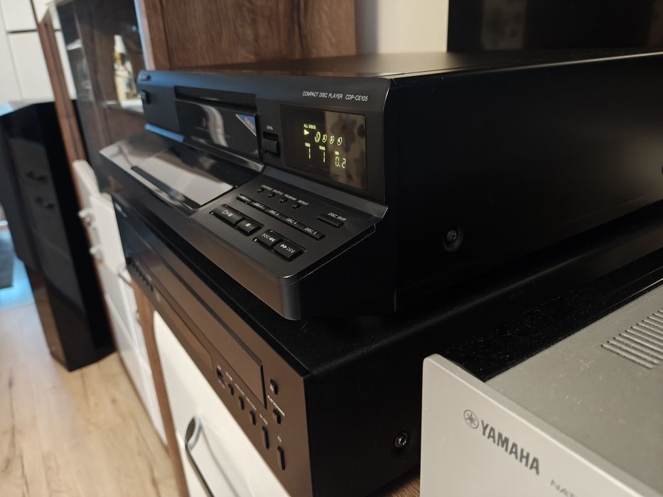 Odtwarzacz CD zmieniarka na 5 płyt SONY CDP-CE105 super stan z Pilotem