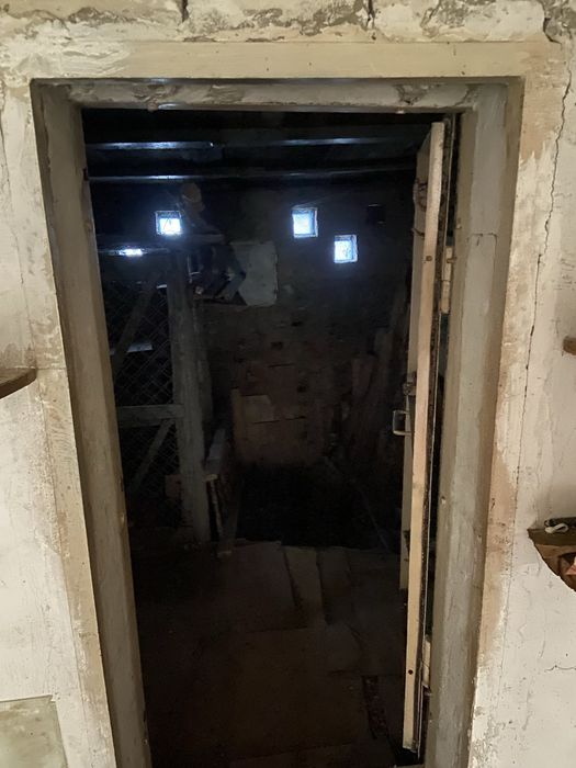 Продам гараж  с пристройкой