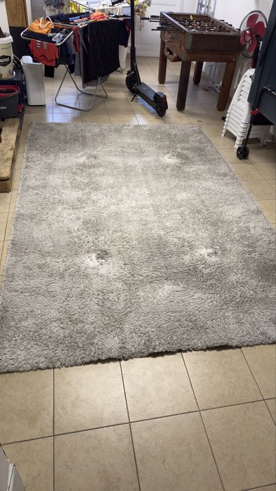 Vemdo tapete cinza de pelo 2x3m