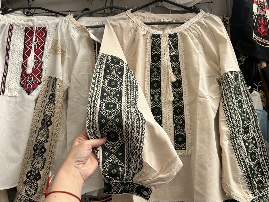 Жіноча вишиванка, вишита сорочка, блуза