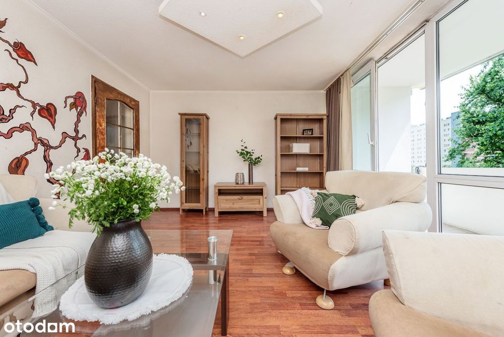Oddzielna kuchnia, 2 balkony, piwnica, 61 m²