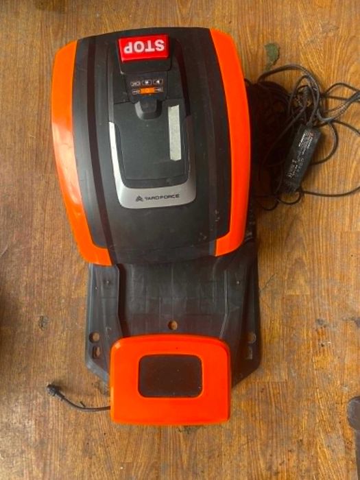 Roboty koszące YardForce EasyMow 260B