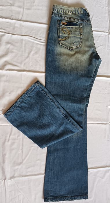 Vendo calças de ganga