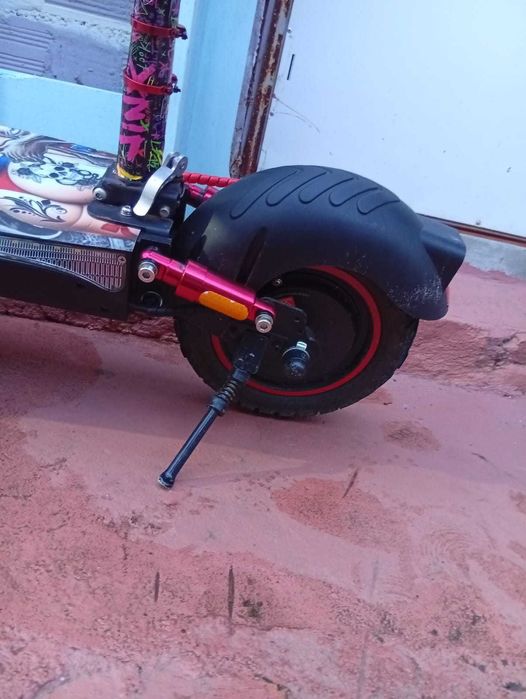 Trotinete urban glide pro boost