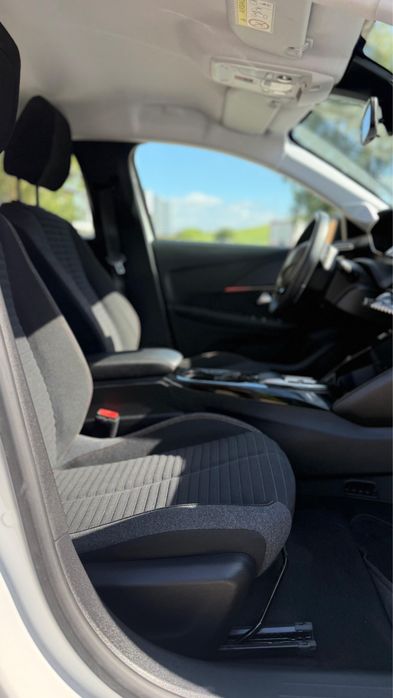 Peugeot e-208 50 kWh