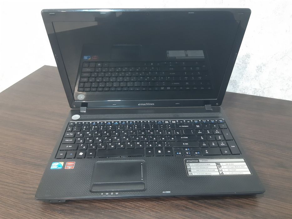 Ноутбук  Acer еmachines E732G