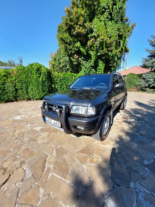 Авто Opel Frontera 2004 року