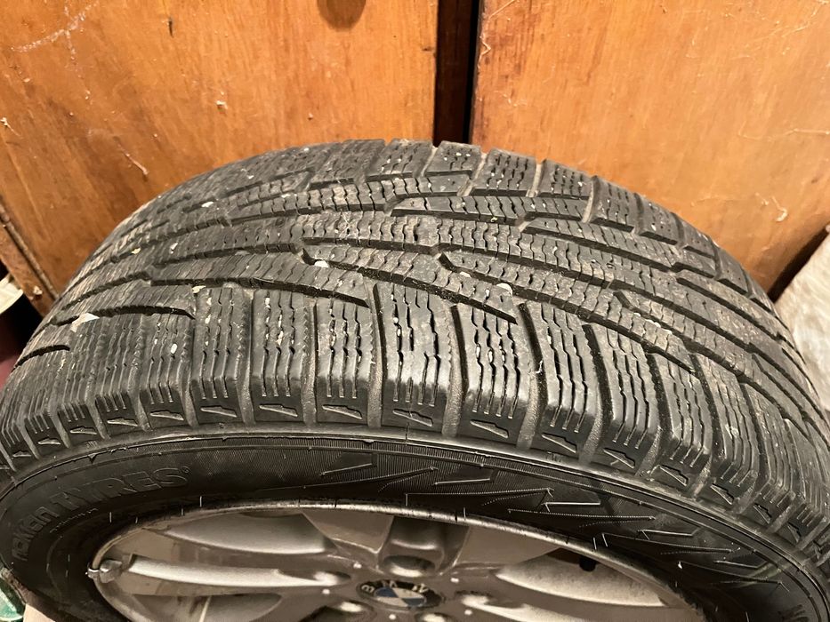 Колеса на БМВ в кількості 3 шт. 205/55R16