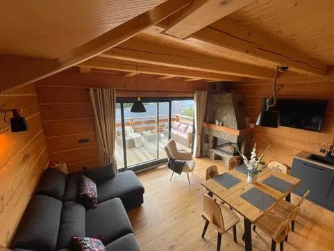 Dom z Bali "OSADA CHEŁM” Góry-Narty-JAKUZZI