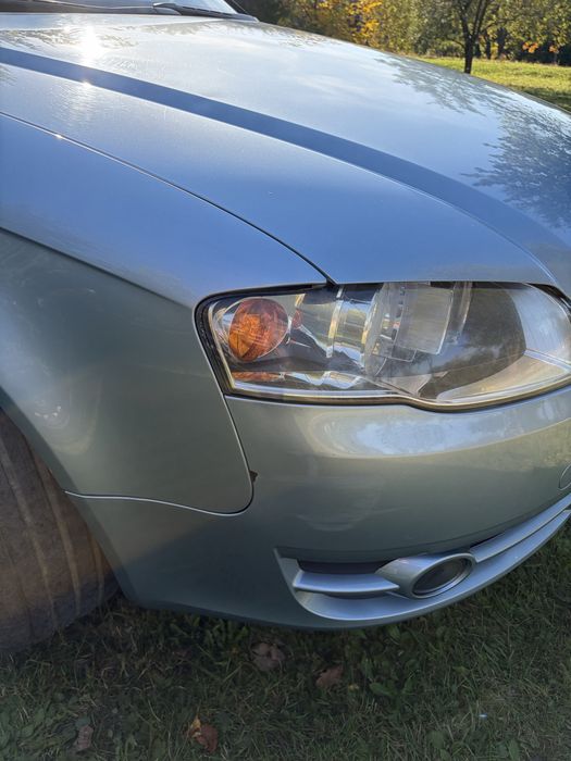 Audi A4 B7 1.9 TDI kombi błękitne