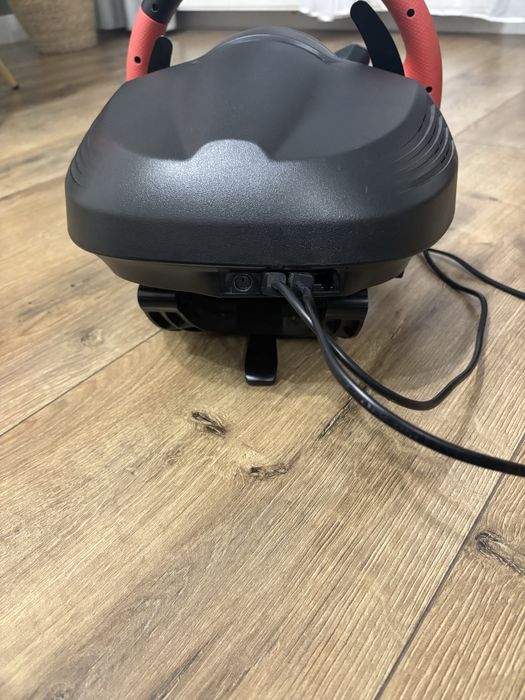 Kierownica thrustmaster t150 ferrari ps4/ps3/PC