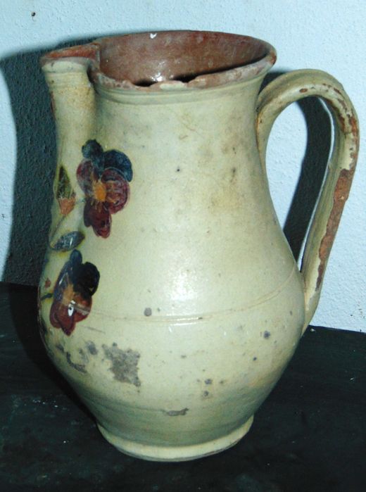Jarra muita antiga para colecionadores.