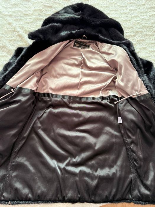 Норкова шуба в ідеальному стані