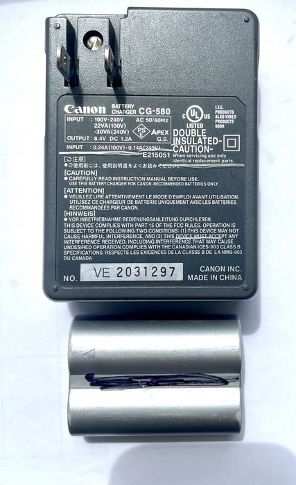 Зарядне canon cg-580 та батарея bp-511