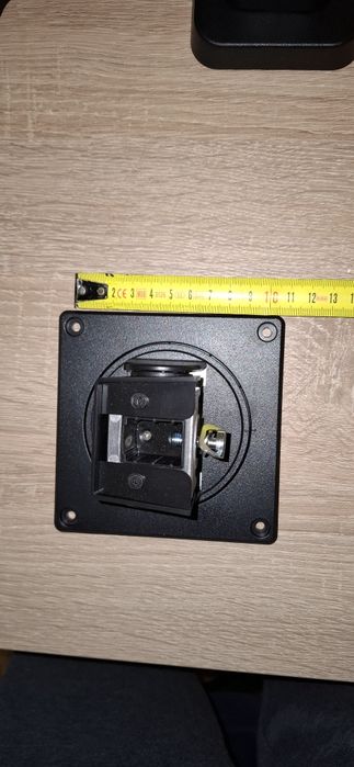 Uchwyt vesa 100x100 iiyama do monitora 34 cale