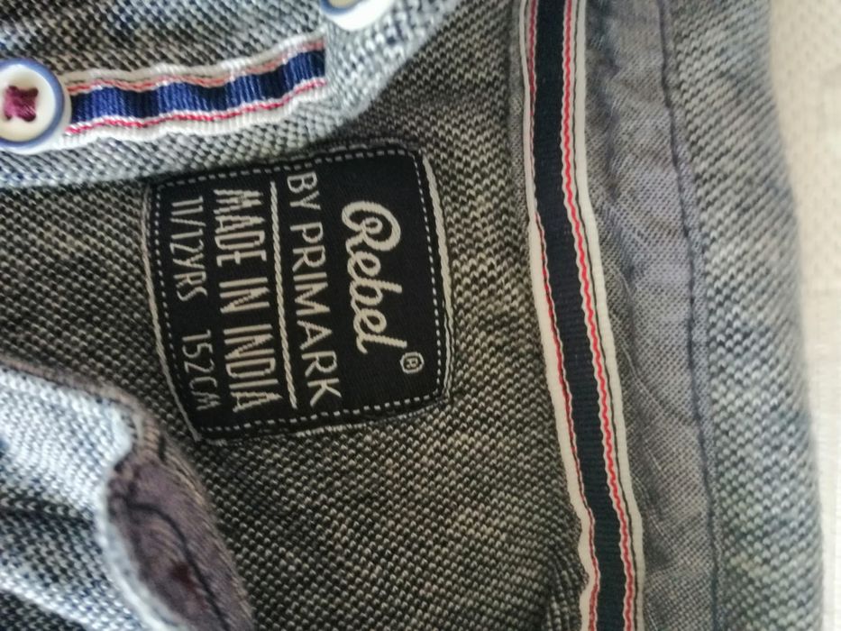 Camisa de rapaz