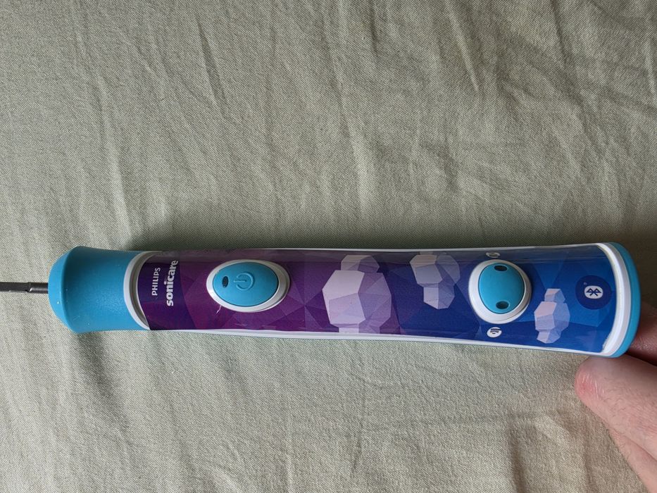 Зубна щітка електрична Philips Sonicare For Kids HX6322/04