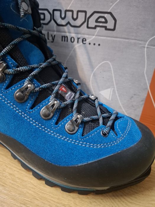Buty górskie trekkingowe wyższe LOWA Alpine Expert GTX 38 półautomaty