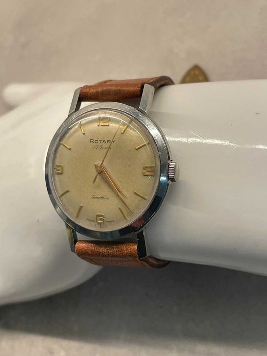 Zegarek mechaniczny Rotary