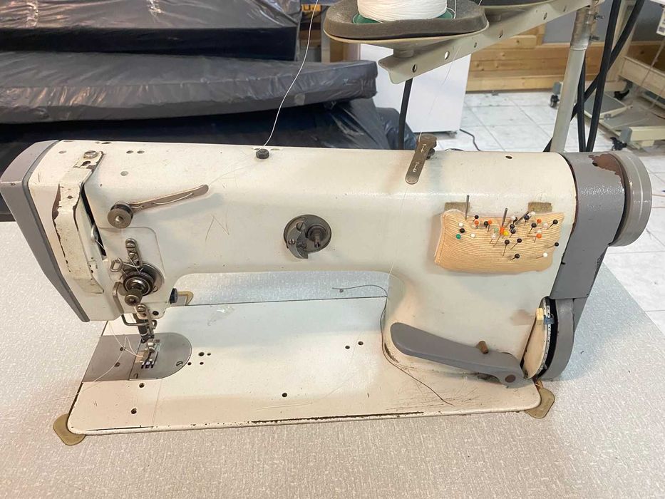 Máquina de Costura Industrial
