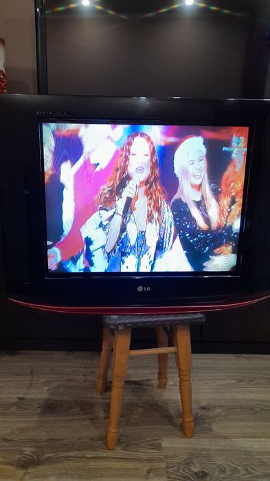 Продам LG телевізор Б/У