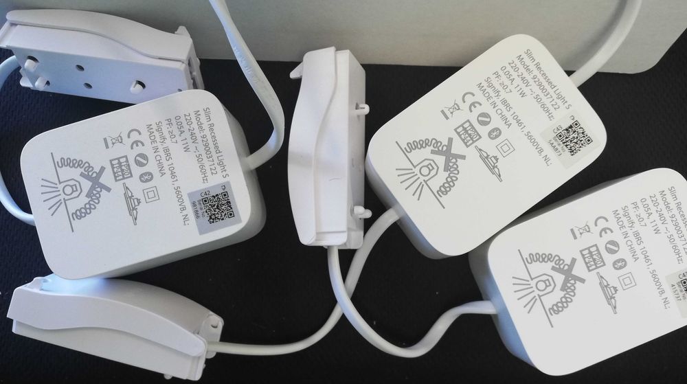 Philips Hue White and color ambiance - wąska oprawa podtynkowa -3 szt.