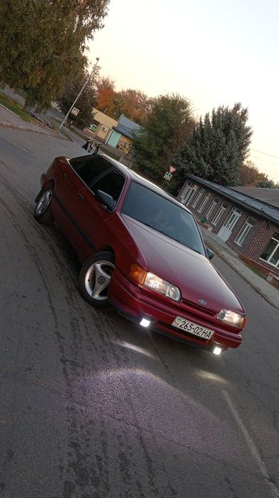 Ford Scorpio  2.4 газ бензин Обмен