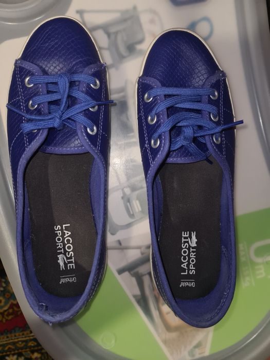 Жіночі мокасіни лакосте