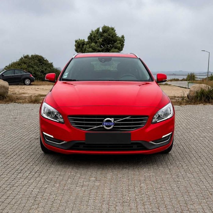 Volvo V60 2.0 D4 Summum || Poucos KMS || Excelente Oportunidade