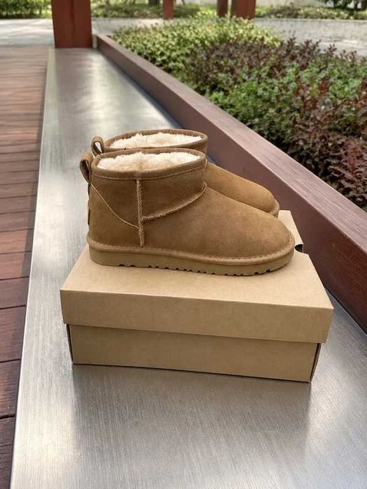 UGG Classic Mini Boots Chestnut r.39