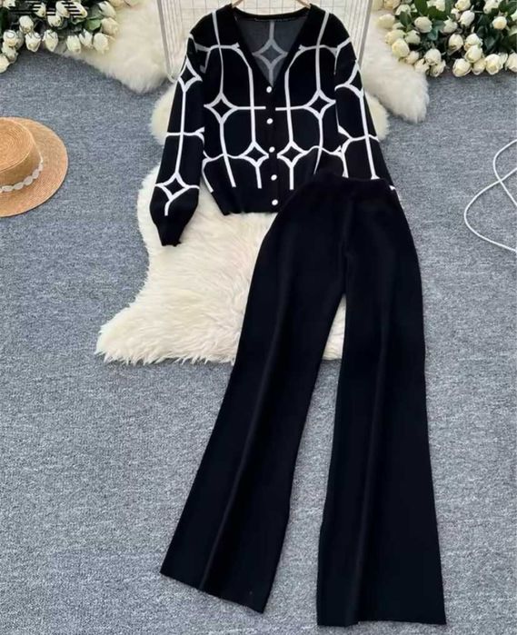 Костюм брючний жіночий, стильний костюм,