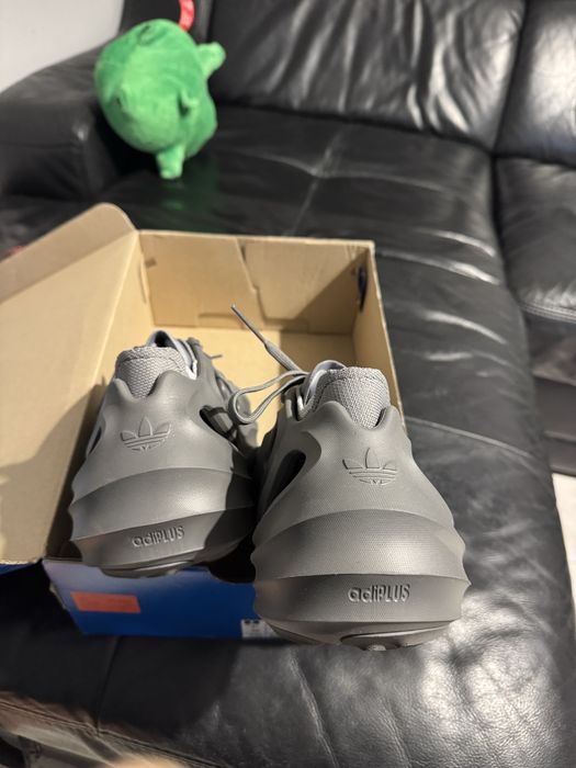adiFOM Q buty 38