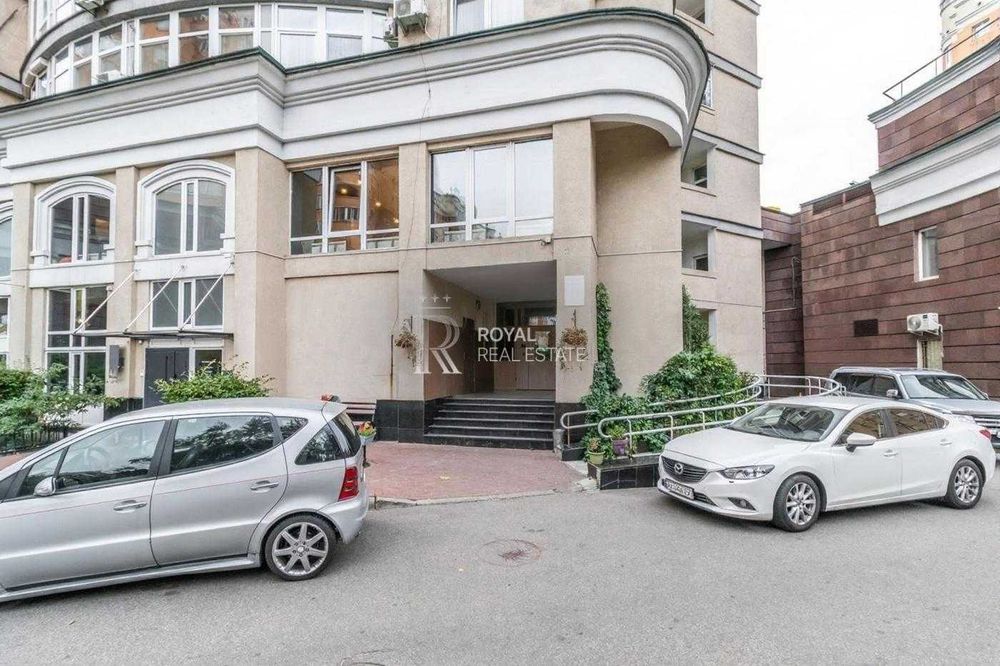 Продаж Квартира Київ ЖК «Оазис» Оболонь 2 кімнати 73,5 м² Вид на Дніпро 12 поверх Кладова Яхт-клуб Набережна Престижна локація Інфраструктура
