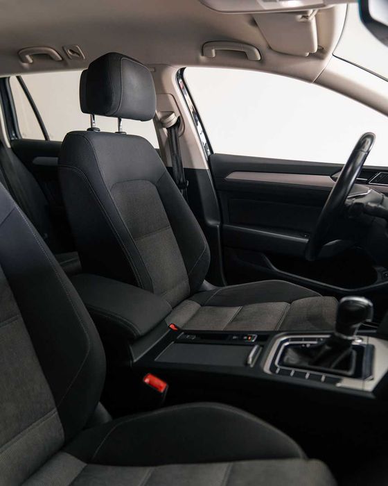 VW Passat Variant (iva dedutivel)
