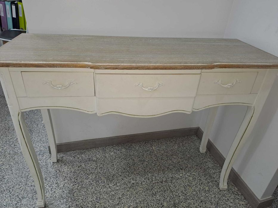 Móvel maquilhadora gato preto