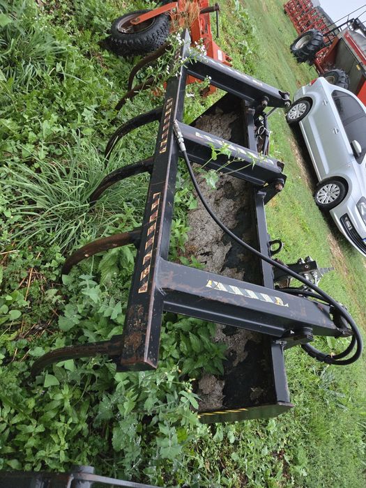 Вила для Manitou