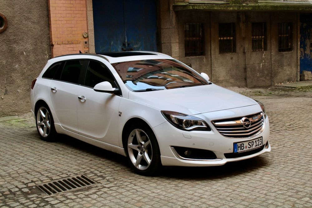 Opel Insignia Opel Insignia OPC 2.0 BiTurbo 195KM Kamera Navi Alu 19” Xenon Panorama