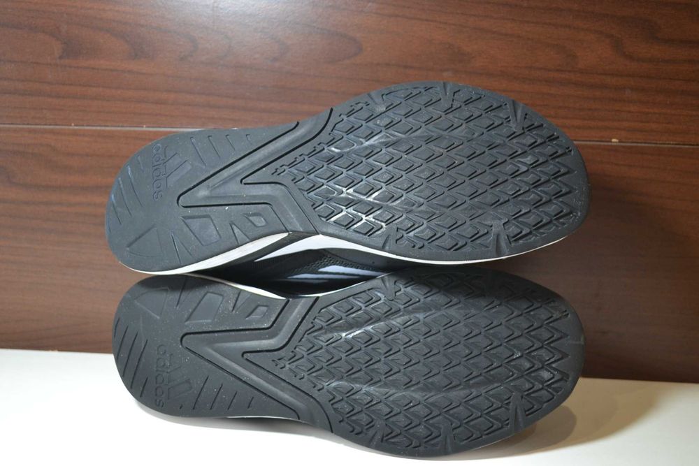 adidas response run 41.5р кроссовки оригинал