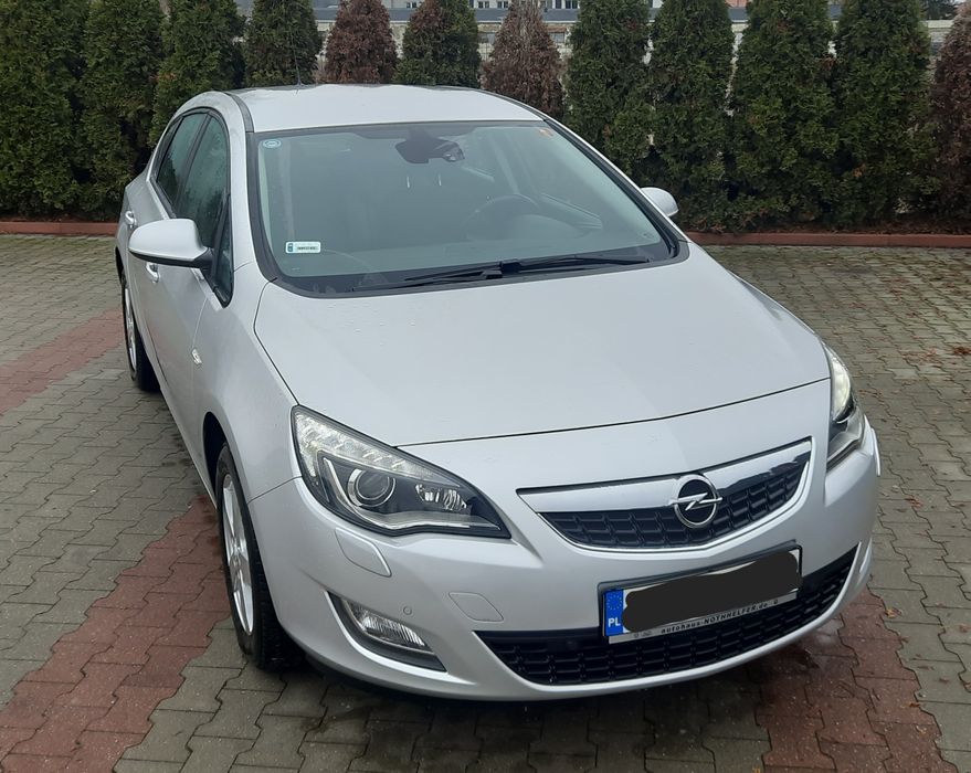 Opel Astra J, 2010r., 89.000km (udokumentowany), bezwypadkowy , 1,6ben