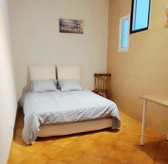 Quarto muito grande 400€