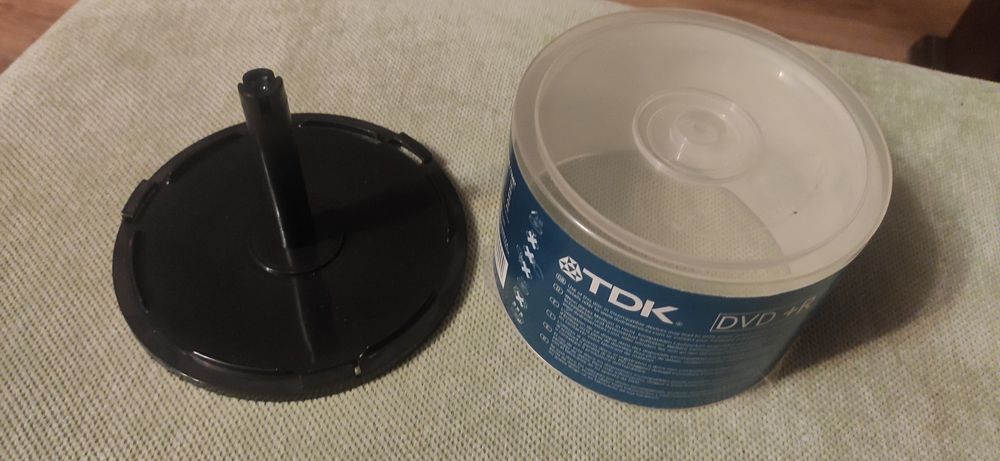 Etui, pojemnik na płyty CD