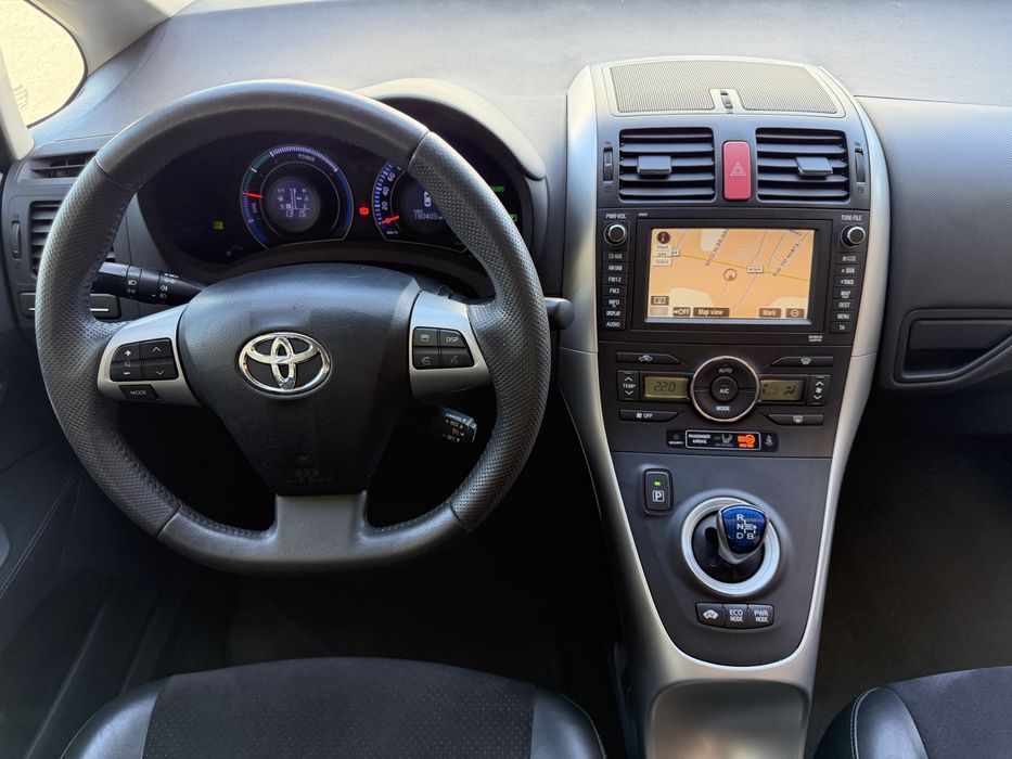 Toyota Auris 1.8 VVTi 136cv Hybrid Full Extras