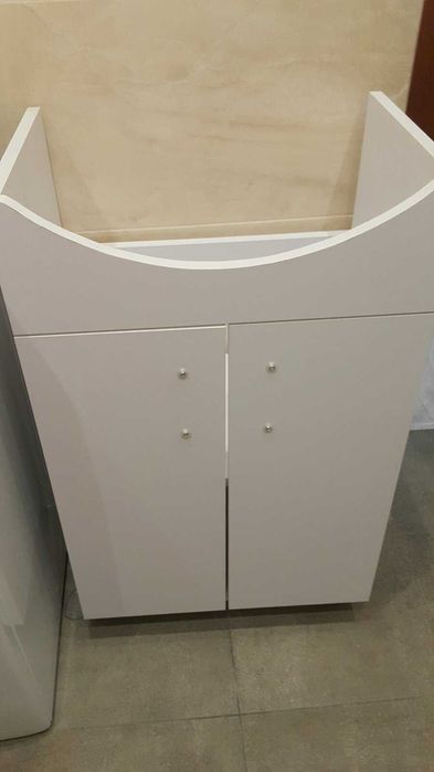 Килим білий (є і рожевий) шт.хутро,габ 50*70см,новий,Акц,Цін-399 грн