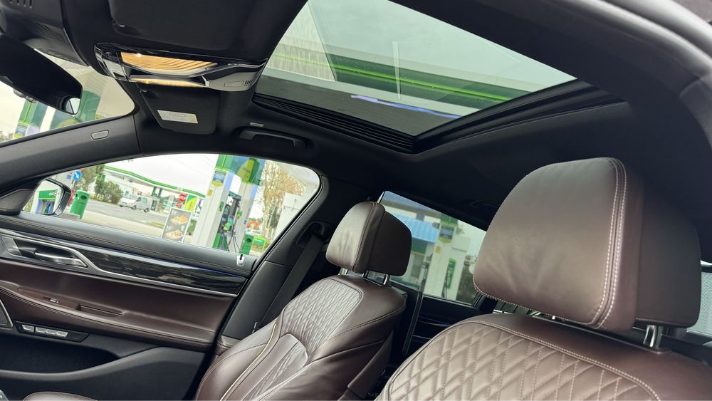 BMW 730d 265cv pack M sempre assistido na marca